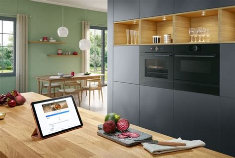 Moderner Backofen für Küche mit Bosch accent line Bosch DE