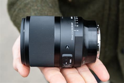 Sigma Mm F Dg Dn Art Field Review Digital Photography Review