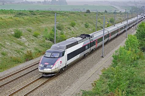 Hd Wallpaper Paris France Train Yard Sncf Tgv Illuminated Night