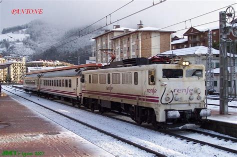 La decoración de las locomotoras 269 japonesas Railastur es