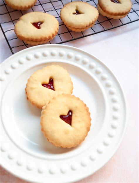 Homemade Jammie Dodgers Something Sweet Something Savoury