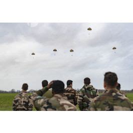 ImagesDéfense Des instructeurs du 1er régiment de chasseurs