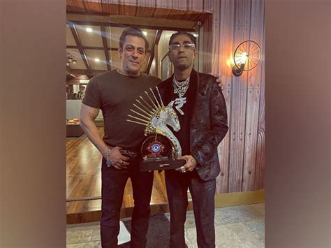 Mc Stan Poses With Salman Khan After Winning Bigg Boss Nepalnews