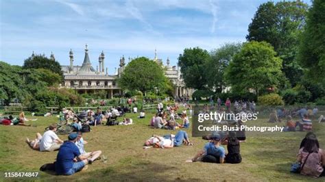 Brighton Pavilion Gardens Photos and Premium High Res Pictures - Getty ...