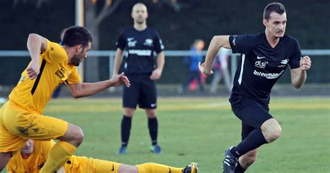 Football Un Derby Sous Haute Tension