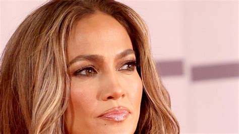 C è un nude make up per ognuna di noi non solo per JLo Vanity Fair Italia