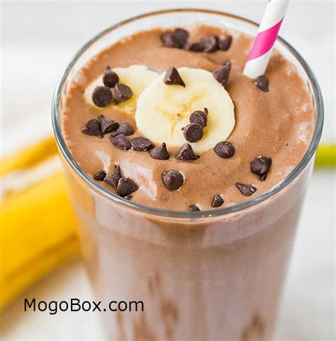 Chocolate Peanut Butter Banana Breakfast Shake - MogoBox®