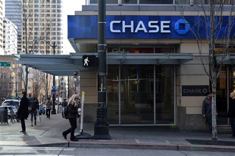 Chase Bank set to close down two locations this month - and customers ...