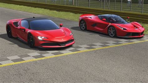 Ferrari Sf90 Stradale Vs Ferrari Laferrari At Monzafull Course