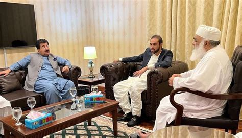 Balochistan No Breakthrough As CM Bizenjo Calls On Maulana Wasey