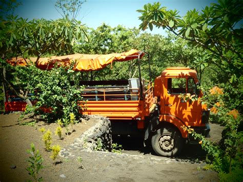 Nicaragua: Volcano Boarding – International Travelingmarinebiologist