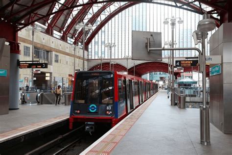 760 Dlr Station Images, Stock Photos, 3D objects, & Vectors | Shutterstock