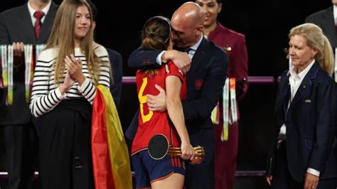 Spain's Luis Rubiales Kissed Player During World Cup Ceremony