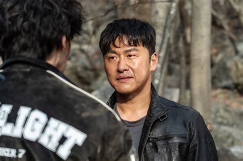 Photos New Stills Added For The Upcoming Korean Movie Devils