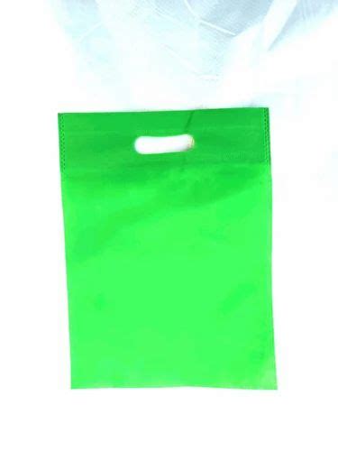 Plain Non Woven W And D Cut Carry Bag For Grocery At Rs 160 Kg In