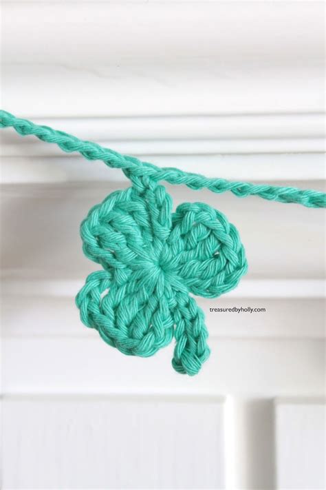 Crochet Shamrock Pattern | Treasured by Holly