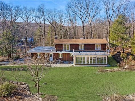 Easton Real Estate - Easton CT Homes For Sale | Zillow