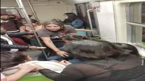 Captan pelea de mujeres en vagón del Metro de la CDMX