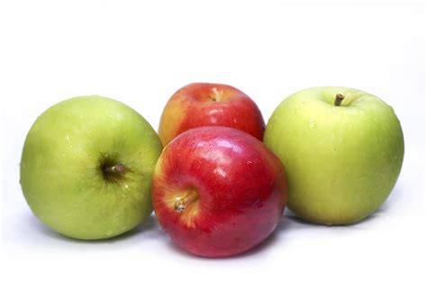 3840x2160 wallpaper | 2 red apples and 2 green apples | Peakpx