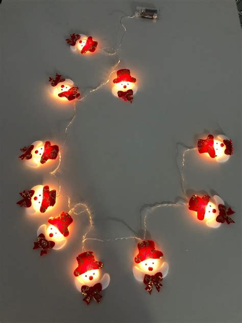 LED Lichterkette Mit Kleinem Schneemann