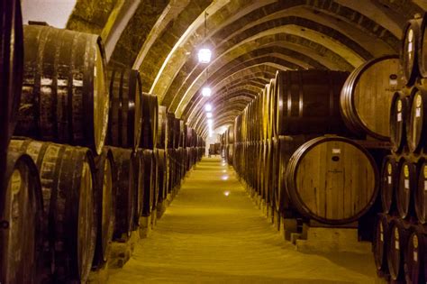 Marsala Wine Guide Discover Sicily S Finest Fortified Wine