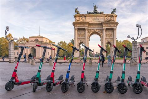 Milano 2030 bici e pedoni ecco come cambierà la mobilità Ohga