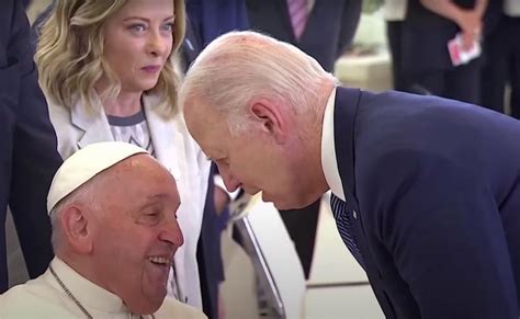 Tt Biden V C Gi O Ho Ng Francis H I Ki N V Kh Ng Ho Ng Nh N O