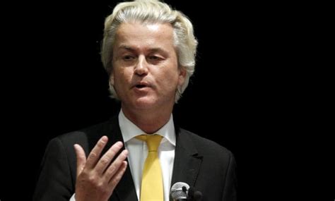 Geert Wilders 2025: Wife, net worth, tattoos, smoking & body facts - Taddlr