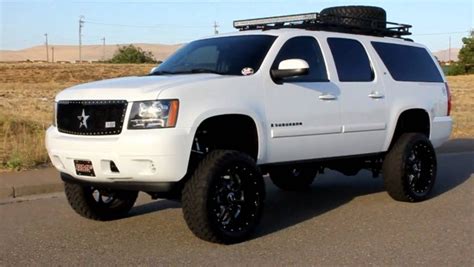 Custom Chevrolet Suburban Lifted - Off Road Wheels