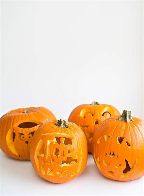 HOW TO CREATE AMAZING PUMPKIN CARVINGS WITH KIDS