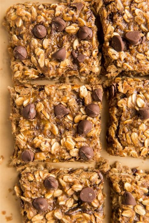 4 Ingredient Banana Oatmeal Bars Banana Oatmeal Bars Oatmeal Chocolate Chip Bars Banana Recipes