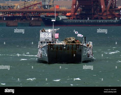 US Navy A Landing Craft Utility LCU Launched From The Amphibious