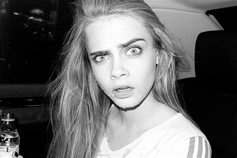 Online Crop Cara Delevigne Cara Delevingne Model Blonde