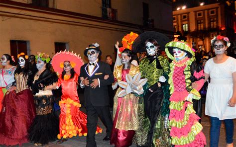 Cu Ndo Ser El Gran Desfile Del D A De Muertos Catrineando