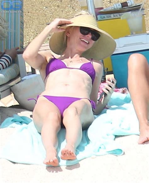 Naomi Watts Nude Pictures Onlyfans Leaks Playboy Photos Sex Scene Uncensored