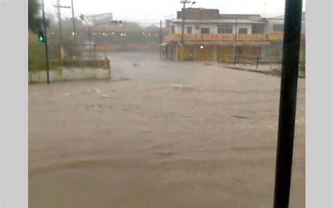 VC no G1 NOTÍCIAS Chuva forte provoca estragos em Manaus