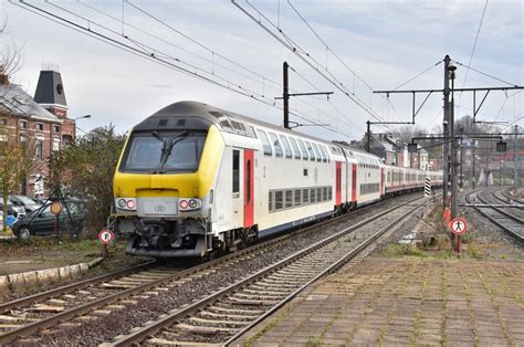 La Passion Du Train En Gare De Luttre Belgique Avec Gwena L