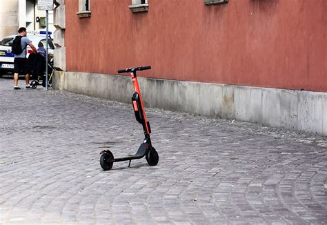 Parkowanie Hulajn G Zmian Legislacyjnych Nie B Dzie Prawo Drogowe