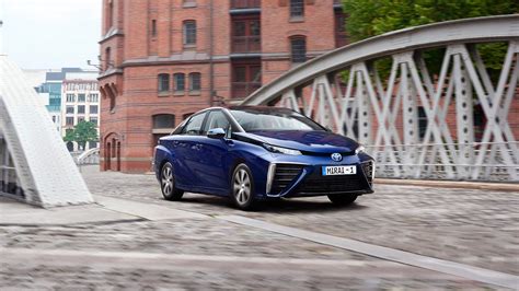 Meet the Water Car from Toyota-TOYOTA MIRAI Hydrogen Car - India's best ...