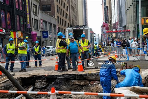 New York Taki Y Ll K Su Ebekesi Patlad Sokaklar Ve Metro Sular