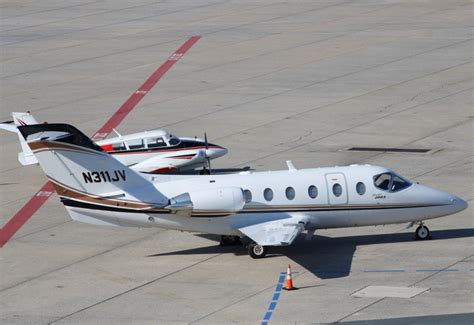 N311JV PRIVATE Hawker Beechcraft 400XP By Ethan Minnich AeroXplorer