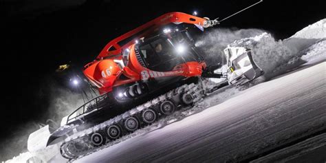 Kässbohrer Pistenbully 800 Der Gigant am Berg