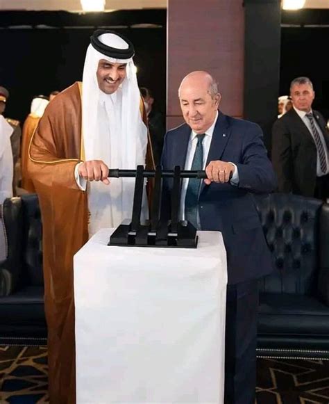 Tebboune et lémir du Qatar donnent le signal du lancement officiel du