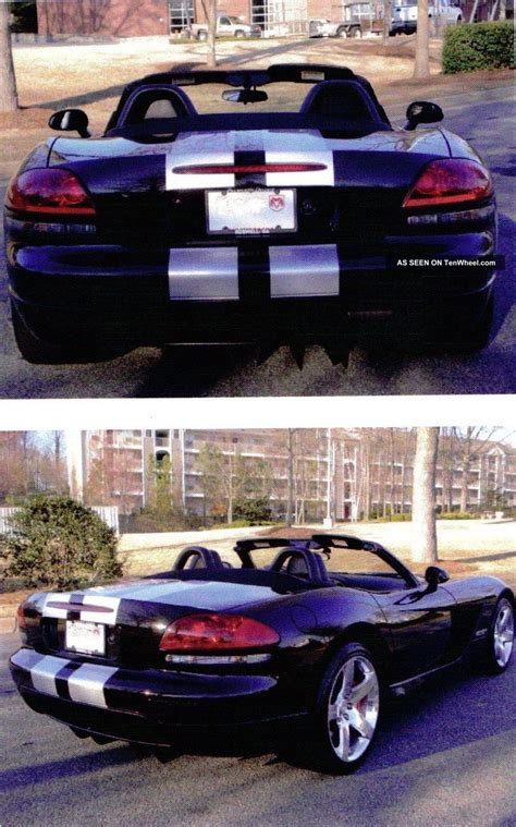 2006 Black Dodge Viper