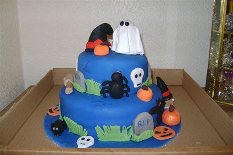 Halloween 2 Tier Cake