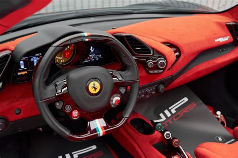 FERRARI 488 PISTA SPIDER 2020 GCC - VIP MOTORS