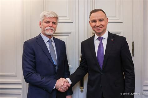 Prezydent Duda Rozmawia Z Prezydentem Elektem Czech