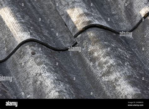 Grungy gray weathered slate roof, background photo texture Stock Photo ...