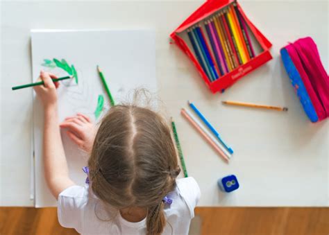 Uno de cada diez niños es zurdo en el Día Internacional de la Zurdera