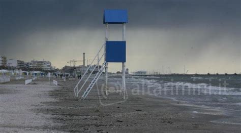 Rimini Arriva L Ordinanza Per Vivere La Spiaggia Anche In Inverno